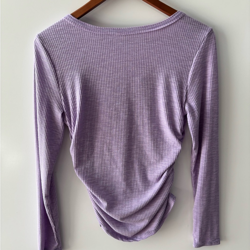 Lavender Ribbed V-Neck Top - Picture 8 of 9